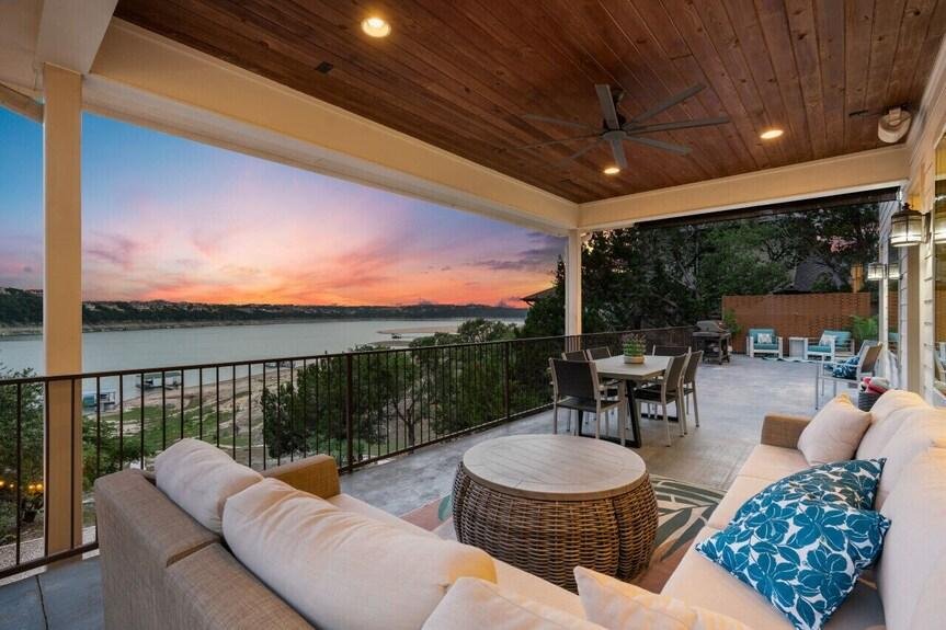 Prime Location & Views